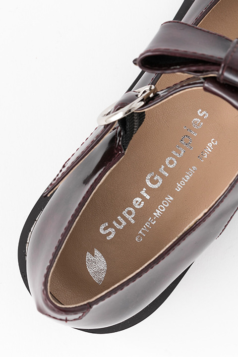 劇場版『Fate/stay night[Heaven’s Feel]』コラボレーションアイテム 間桐 桜 モデル パンプス／15,800円(税別)(C)TYPE-MOON・ufotable・FSNPC