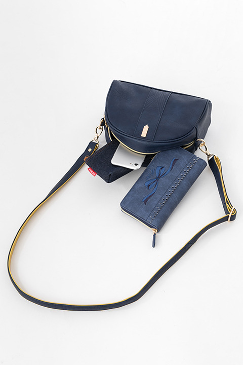 劇場版『Fate/stay night[Heaven’s Feel]』コラボレーションアイテム セイバー モデル バッグ／11,800円(税別)(C)TYPE-MOON・ufotable・FSNPC