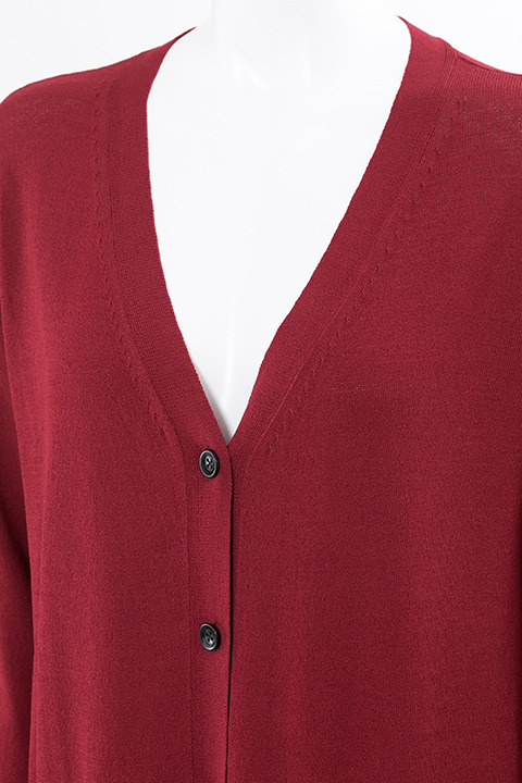 劇場版『Fate/stay night[Heaven’s Feel]』コラボレーションアイテム アーチャー モデル カーディガン／11,800円(税別)(C)TYPE-MOON・ufotable・FSNPC