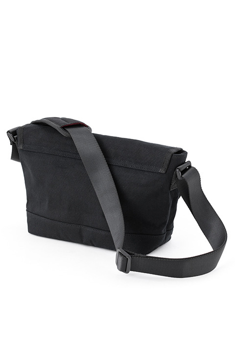 劇場版『Fate/stay night[Heaven’s Feel]』コラボレーションアイテム アーチャー モデル バッグ／11,800円(税別)(C)TYPE-MOON・ufotable・FSNPC