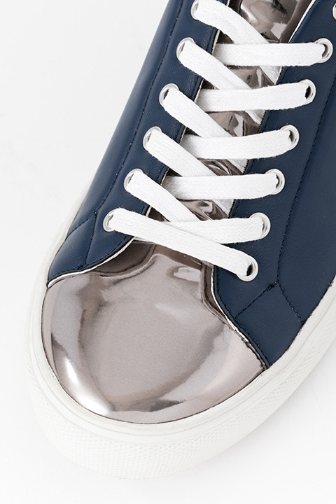 劇場版『Fate/stay night[Heaven’s Feel]』コラボレーションアイテム ランサー モデル  スニーカー／10,800円(税別)(C)TYPE-MOON・ufotable・FSNPC