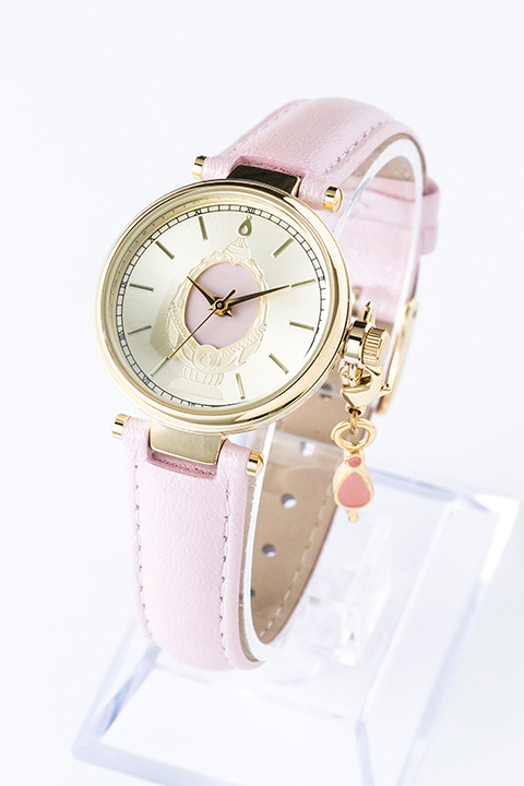 『魔法少女まどか☆マギカ』コラボレーションアイテム 鹿目まどかモデル 腕時計／14,000円(税別)(C)Magica Quartet／Aniplex・Madoka Movie Project Rebellion