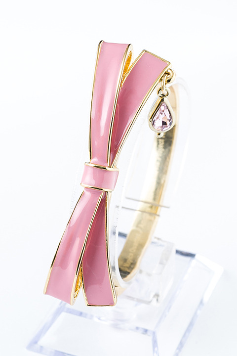 『魔法少女まどか☆マギカ』コラボレーションアイテム 鹿目まどかモデル リボンバングル／4,500円(税別)(C)Magica Quartet／Aniplex・Madoka Movie Project Rebellion