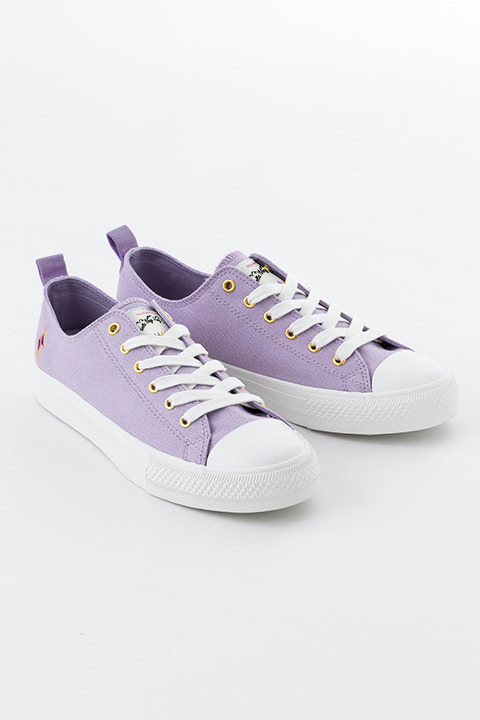 『魔法少女まどか☆マギカ』コラボレーションアイテム 暁美ほむらモデル スニーカー／9,800円(税別)(C)Magica Quartet／Aniplex・Madoka Movie Project Rebellion