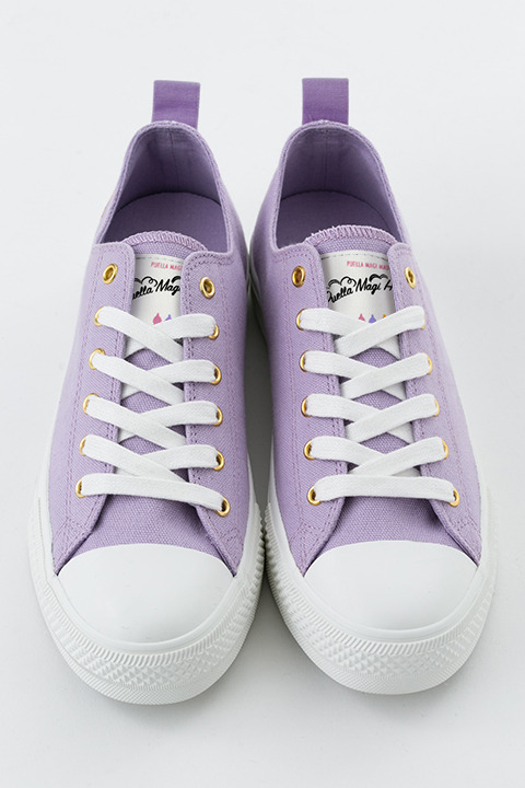 『魔法少女まどか☆マギカ』コラボレーションアイテム 暁美ほむらモデル スニーカー／9,800円(税別)(C)Magica Quartet／Aniplex・Madoka Movie Project Rebellion