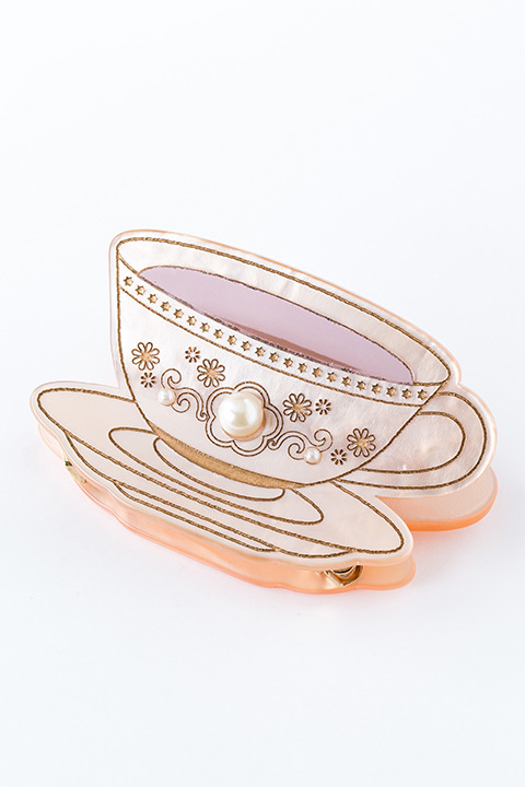 『魔法少女まどか☆マギカ』コラボレーションアイテム 巴マミモデル ヘアクリップ／3,800円(税別)(C)Magica Quartet／Aniplex・Madoka Movie Project Rebellion