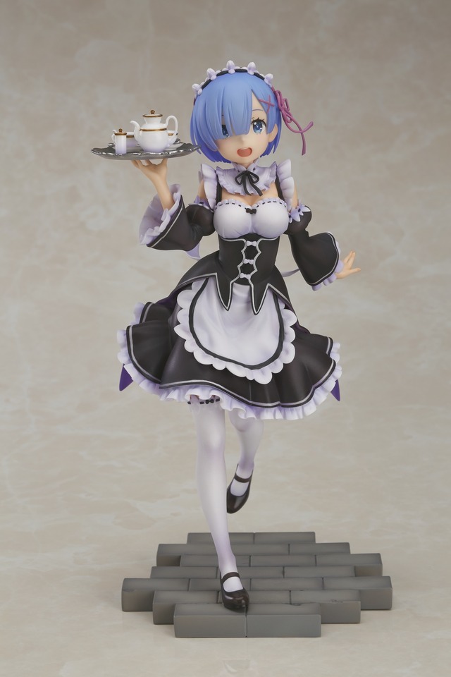 フィギュア「レム」12,300円（税込）(C)長月達平・株式会社KADOKAWA刊／Re:ゼロから始める異世界生活製作委員会