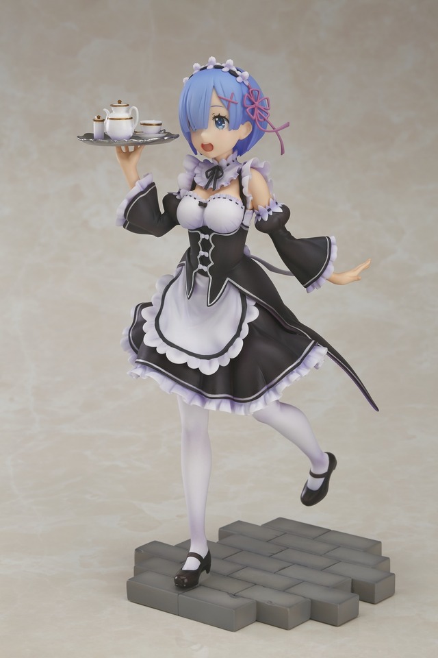 フィギュア「レム」12,300円（税込）(C)長月達平・株式会社KADOKAWA刊／Re:ゼロから始める異世界生活製作委員会