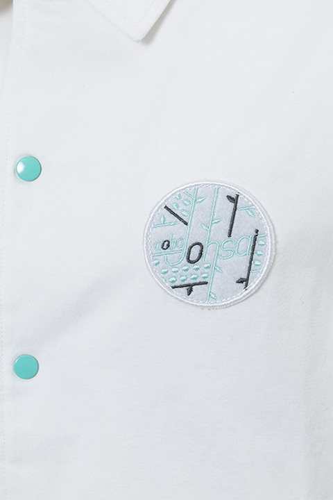 『ハイキュー!!』コラボレーションアイテム 青葉城西高校 モデル シャツ／10,800円(税別)(C)古舘春一／集英社・「ハイキュー!!3rd」製作委員会・MBS