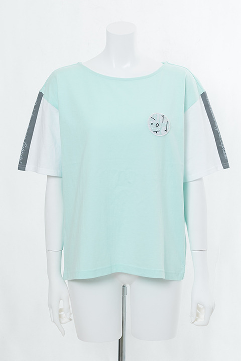 『ハイキュー!!』コラボレーションアイテム 青葉城西高校 モデル カットソー／6,000円(税別)(C)古舘春一／集英社・「ハイキュー!!3rd」製作委員会・MBS