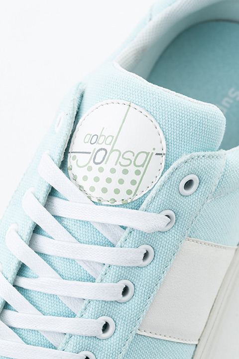 『ハイキュー!!』コラボレーションアイテム 青葉城西高校 モデル スニーカー／10,800円(税別)(C)古舘春一／集英社・「ハイキュー!!3rd」製作委員会・MBS