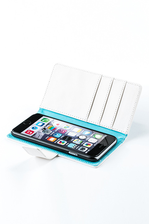 『ハイキュー!!』コラボレーションアイテム 青葉城西高校 モデル スマートフォンケース／4,800円(税別)(C)古舘春一／集英社・「ハイキュー!!3rd」製作委員会・MBS