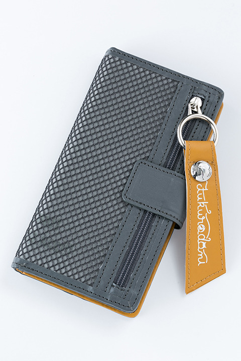 『ハイキュー!!』コラボレーションアイテム 梟谷学園高校 モデル スマートフォンケース／4,800円(税別)(C)古舘春一／集英社・「ハイキュー!!3rd」製作委員会・MBS