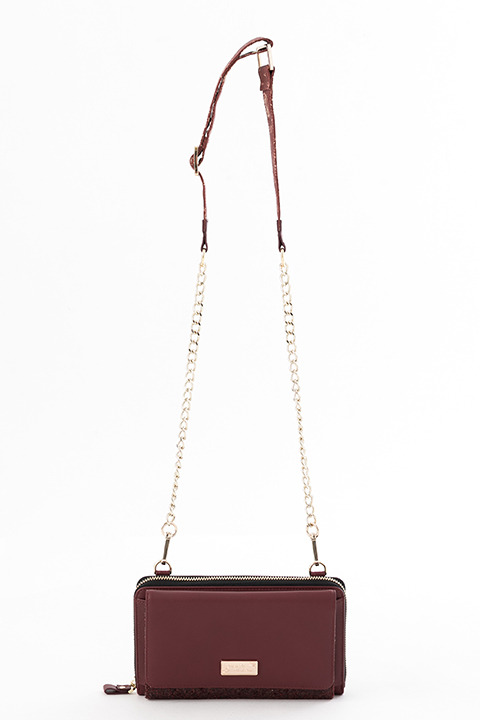 『鋼の錬金術師』コラボレーションアイテム エドワード・エルリック モデル財布ショルダー／9,800円(税別)(C)Hiromu Arakawa/SQUARE ENIX