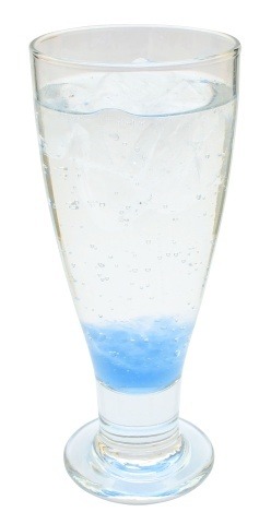 「セガコラボカフェ マギアレコード 魔法少女まどか☆マギカ外伝」ドリンク 600円（税込）美樹さやか（炭酸飲料＋ラムネゼリー）(C)Magica Quartet/Aniplex・Magia Record Partners (C)SEGA