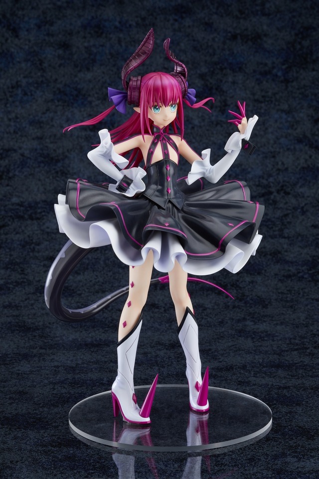 フィギュア「ランサー/エリザベート・バートリー」15,800 円（税込）(C)TYPE-MOON / FGO PROJECT