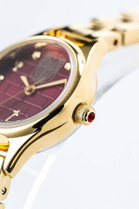 『進撃の巨人』コラボレーション エレン・イェーガー モデル 腕時計 14,800円(税別)(C)諫山創・講談社／「進撃の巨人」製作委員会