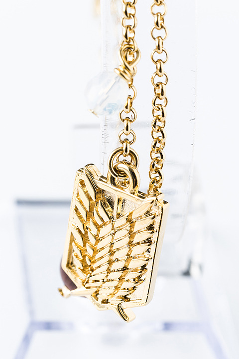 『進撃の巨人』コラボレーション エレン・イェーガー モデル ブレスレット 6,800円(税別)(C)諫山創・講談社／「進撃の巨人」製作委員会