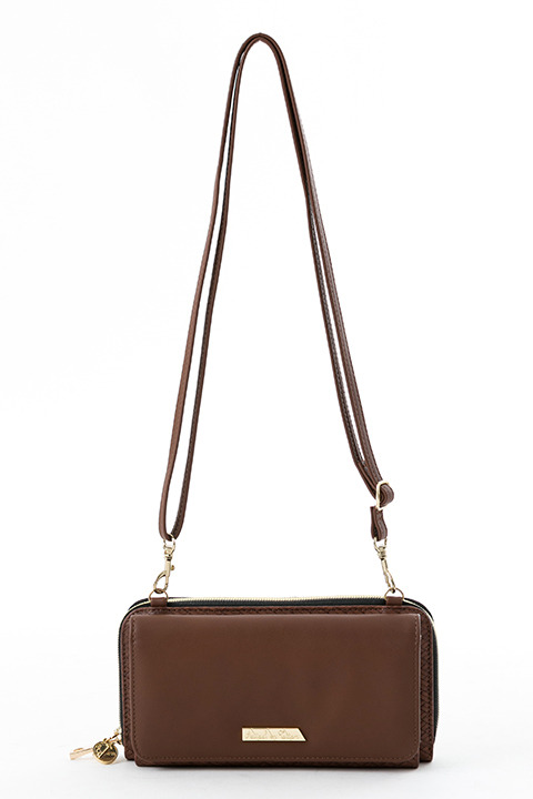 『進撃の巨人』コラボレーション エレン・イェーガー モデル お財布ショルダー 9,800円(税別)(C)諫山創・講談社／「進撃の巨人」製作委員会