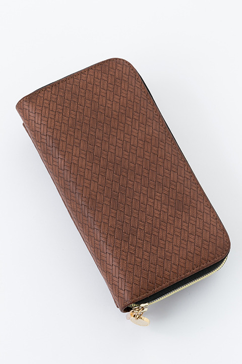 『進撃の巨人』コラボレーション エレン・イェーガー モデル お財布ショルダー 9,800円(税別)(C)諫山創・講談社／「進撃の巨人」製作委員会