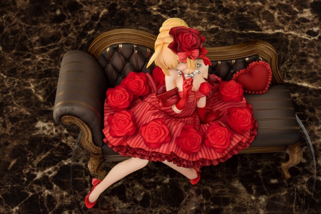 1／7スケールフィギュア「アイドル皇帝／ネロ」19,800円（税込）(C)TYPE-MOON