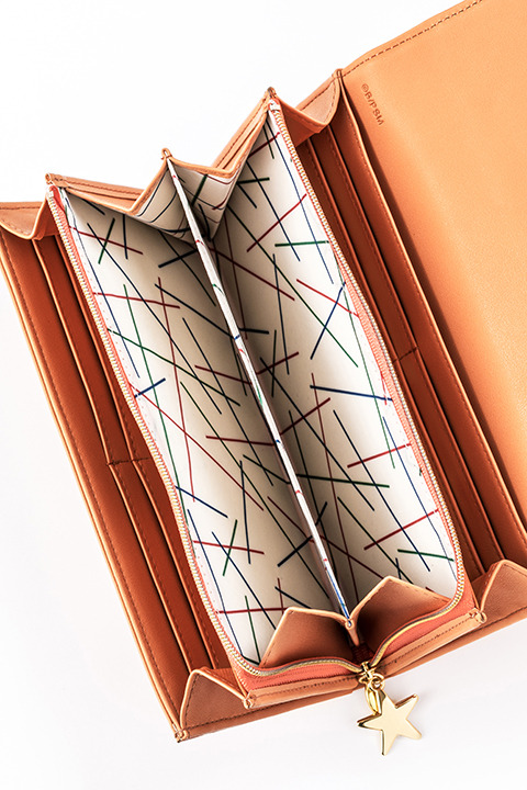 『アイドルマスター SideM』コラボレーションDRAMATIC STARS長財布 9,800円(税別)(C)BNEI／PROJECT SideM