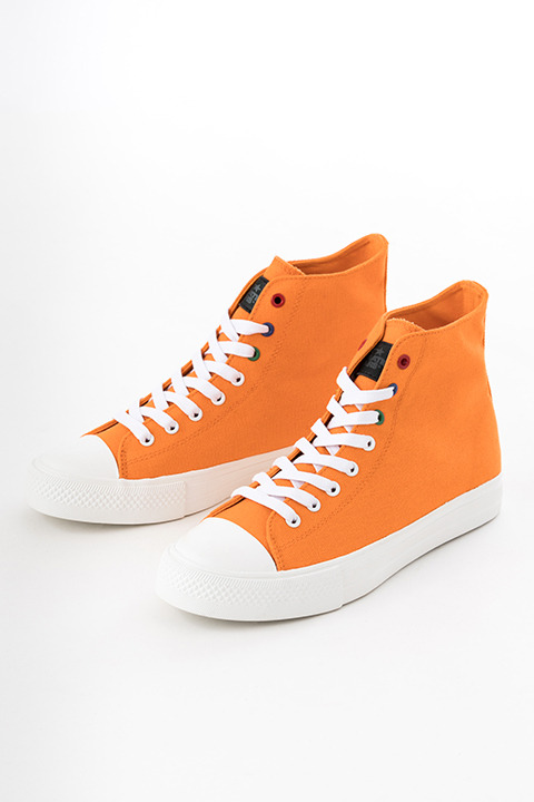 『アイドルマスター SideM』コラボレーションDRAMATIC STARSスニーカー 9,800円(税別)(C)BNEI／PROJECT SideM