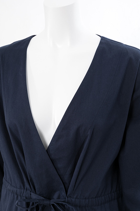 『K RETURN OF KINGS』コラボレーションアイテム 伏見猿比古モデル ガウンワンピース10,800円(税別)(C)GoRA・GoHands／k-project