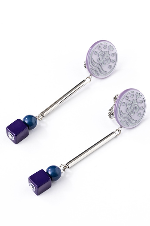 『K RETURN OF KINGS』コラボレーションアイテム 伏見猿比古モデル イヤリング3,800円(税別)(C)GoRA・GoHands／k-project