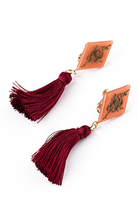 『K RETURN OF KINGS』コラボレーションアイテム 八田美咲モデル イヤリング3,800円(税別)(C)GoRA・GoHands／k-project