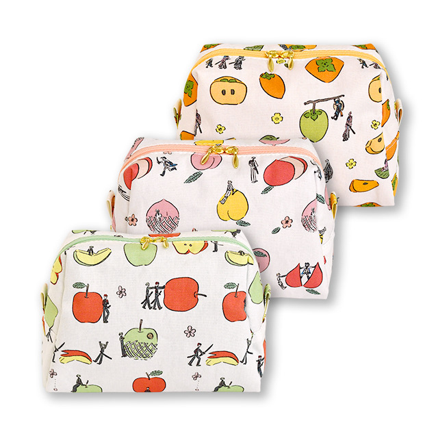 「トラペーズポーチ（2500円・税別／全3種）」（C）2015-2018 DMM GAMES/Nitroplus