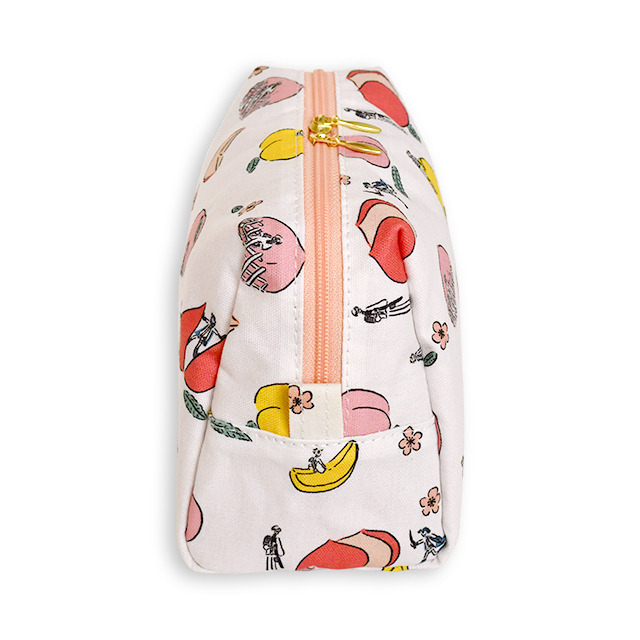 「トラペーズポーチ（2500円・税別／全3種）」（C）2015-2018 DMM GAMES/Nitroplus