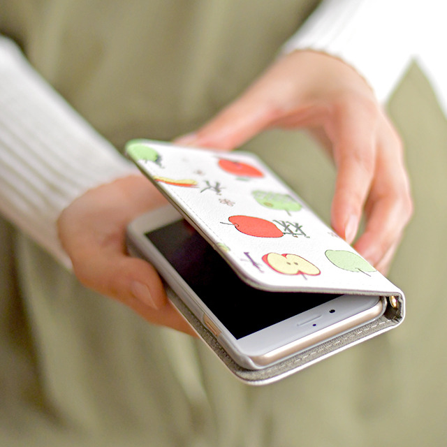 「BOOK iPhoneケース（4000円・税別／全3種）」（C）2015-2018 DMM GAMES/Nitroplus