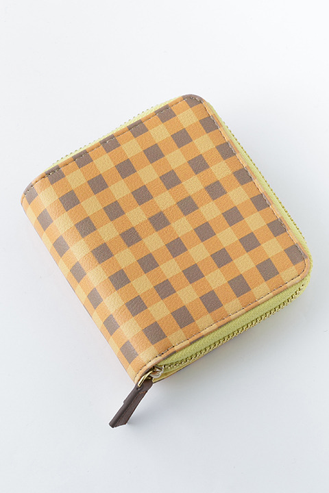 『サンリオ男子』コラボレーション 財布／7,800円(税別) 長谷川康太 モデル(C)2015, 2018 SANRIO CO., LTD. APPROVAL NO.S584763 HP