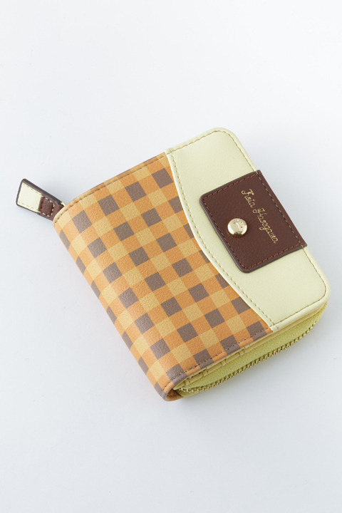 『サンリオ男子』コラボレーション 財布／7,800円(税別) 長谷川康太 モデル(C)2015, 2018 SANRIO CO., LTD. APPROVAL NO.S584763 HP