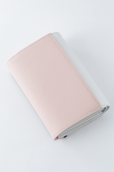 『サンリオ男子』コラボレーション 財布／7,800円(税別) 水野 祐 モデル(C)2015, 2018 SANRIO CO., LTD. APPROVAL NO.S584763 HP