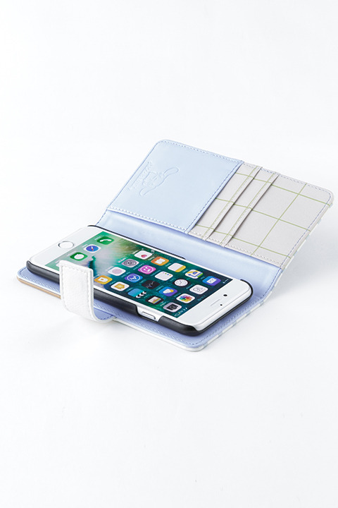 『サンリオ男子』コラボレーション スマートフォンケース／4,200円(税別) 源 誠一郎 モデル(C)2015, 2018 SANRIO CO., LTD. APPROVAL NO.S584763 HP