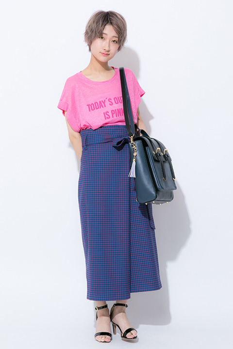 『刀剣乱舞-ONLINE-』コラボレーションバッグ 歌仙兼定 モデル 12,800円(税別)(C)2015-2018 DMM GAMES/Nitroplus