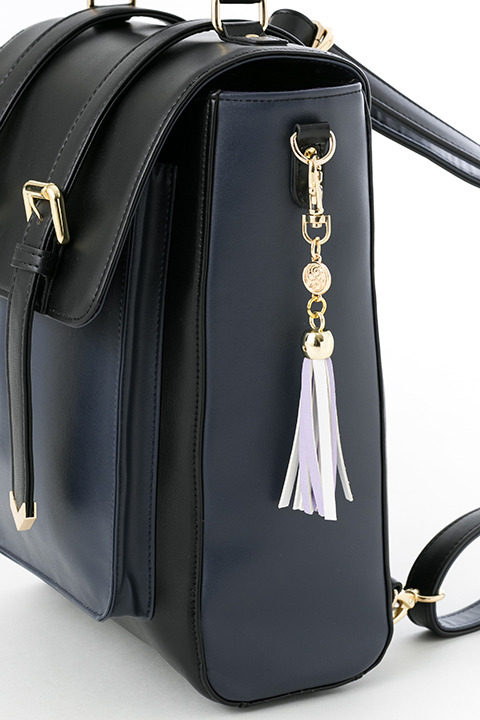 『刀剣乱舞-ONLINE-』コラボレーションバッグ 歌仙兼定 モデル 12,800円(税別)(C)2015-2018 DMM GAMES/Nitroplus