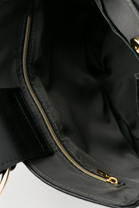 『刀剣乱舞-ONLINE-』コラボレーションバッグ 御手杵 モデル 12,800円(税別)(C)2015-2018 DMM GAMES/Nitroplus