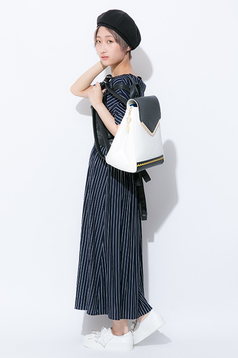 『刀剣乱舞-ONLINE-』コラボレーションバッグ 太鼓鐘貞宗 モデル 12,800円(税別)(C)2015-2018 DMM GAMES/Nitroplus