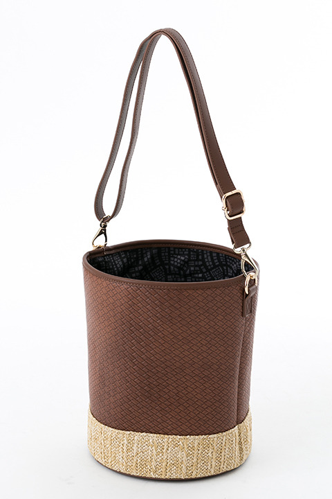 バッグ　15,800円(税別)