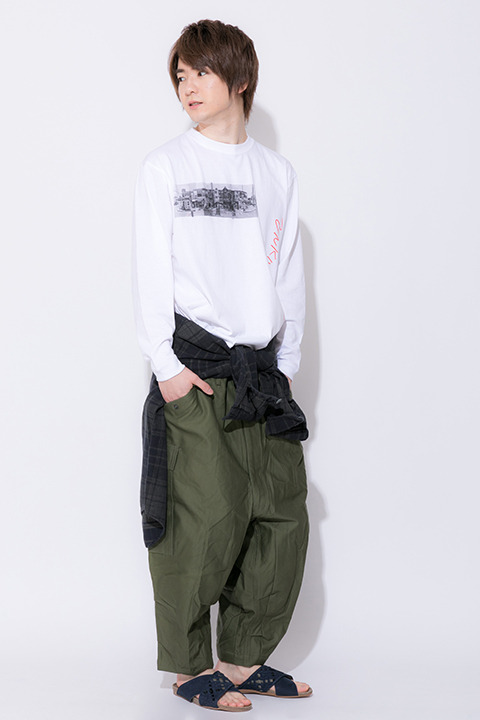 『進撃の巨人』コラボレーションアイテム リヴァイ モデル(C)諫山創・講談社／「進撃の巨人」製作委員会