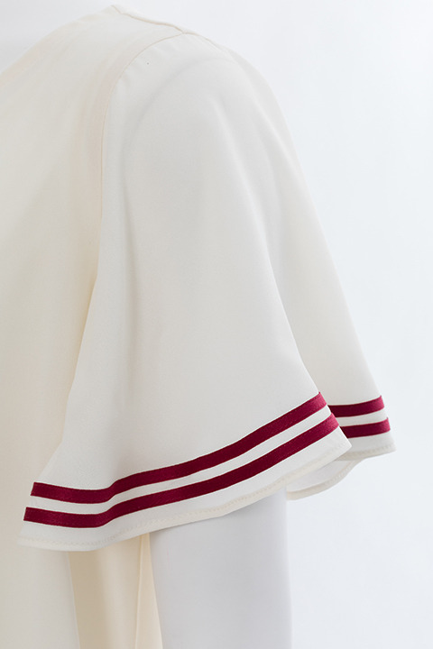 『カードキャプターさくら クリアカード編』コラボレーションアイテム「Pink Blooming」ブラウス／8,800円(税別)(C)CLAMP・ST/講談社・NEP・NHK