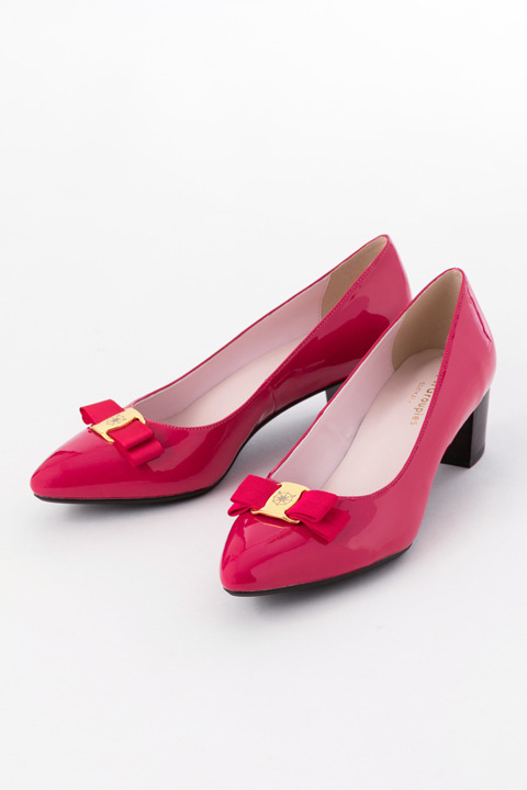 『カードキャプターさくら クリアカード編』コラボレーションアイテム「Pink Blooming」パンプス／14,800円(税別)(C)CLAMP・ST/講談社・NEP・NHK