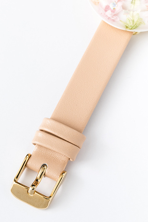 『カードキャプターさくら クリアカード編』コラボレーションアイテム「Clear Blooming」腕時計／14,800円(税別)(C)CLAMP・ST/講談社・NEP・NHK