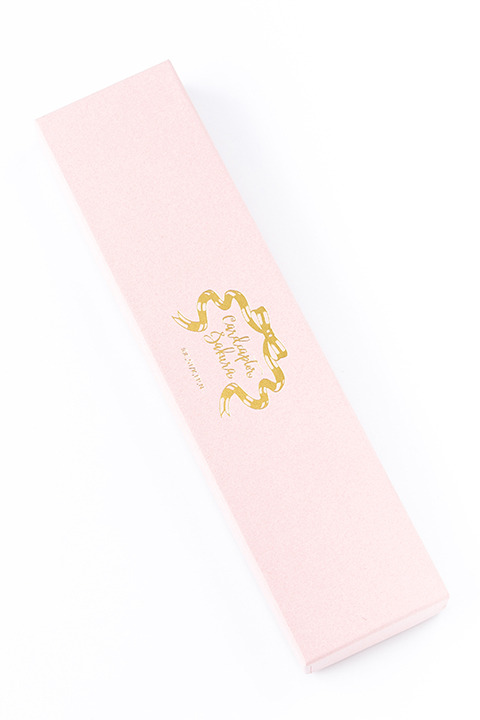 『カードキャプターさくら クリアカード編』コラボレーションアイテム「Clear Blooming」腕時計／14,800円(税別)(C)CLAMP・ST/講談社・NEP・NHK