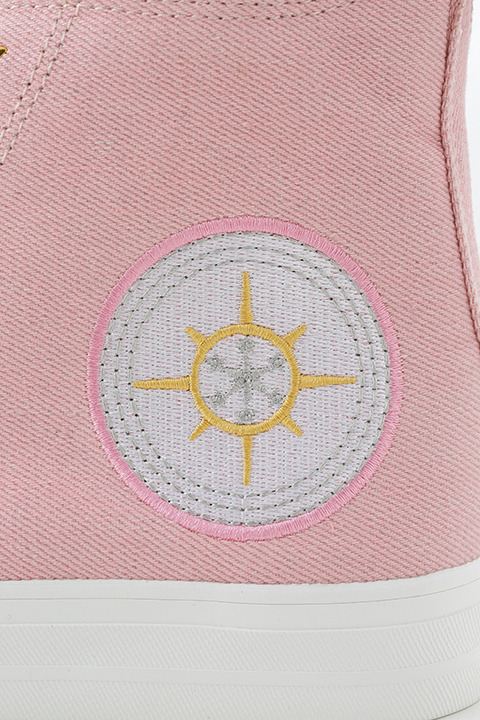 『カードキャプターさくら クリアカード編』コラボレーションアイテム「Clear Blooming」スニーカー／9,800円(税別)(C)CLAMP・ST/講談社・NEP・NHK