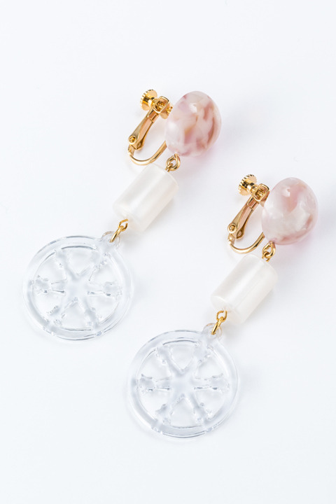 『カードキャプターさくら クリアカード編』コラボレーションアイテム「Clear Blooming」ピアス・イヤリング／3,800円(税別)(C)CLAMP・ST/講談社・NEP・NHK
