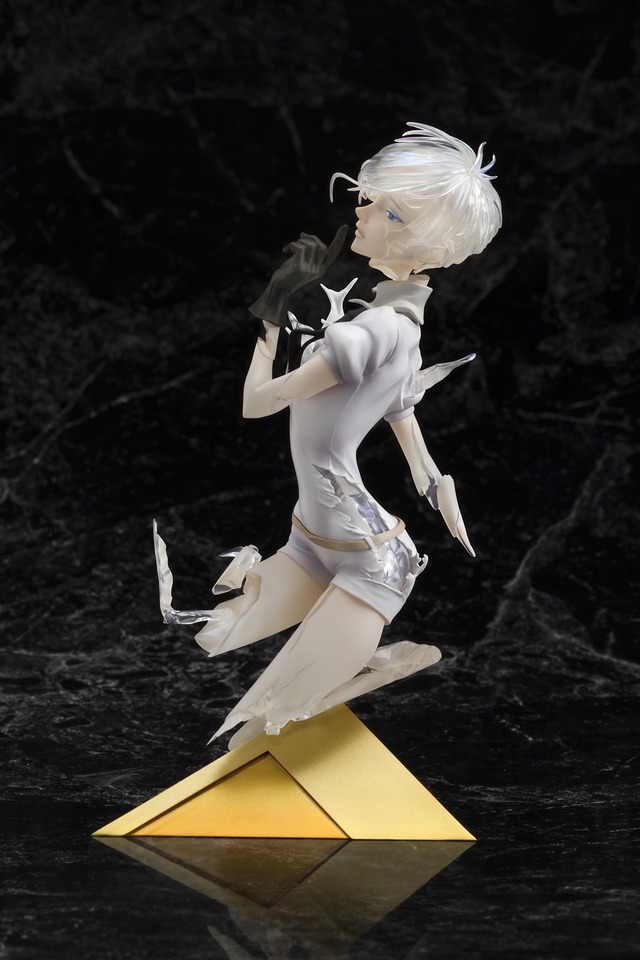 フィギュア「アンタークチサイト」（C）市川春子／講談社